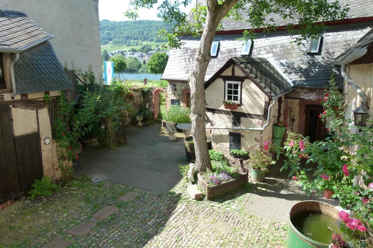 B&B Echternacher Hof Kinheim Bagian luar foto